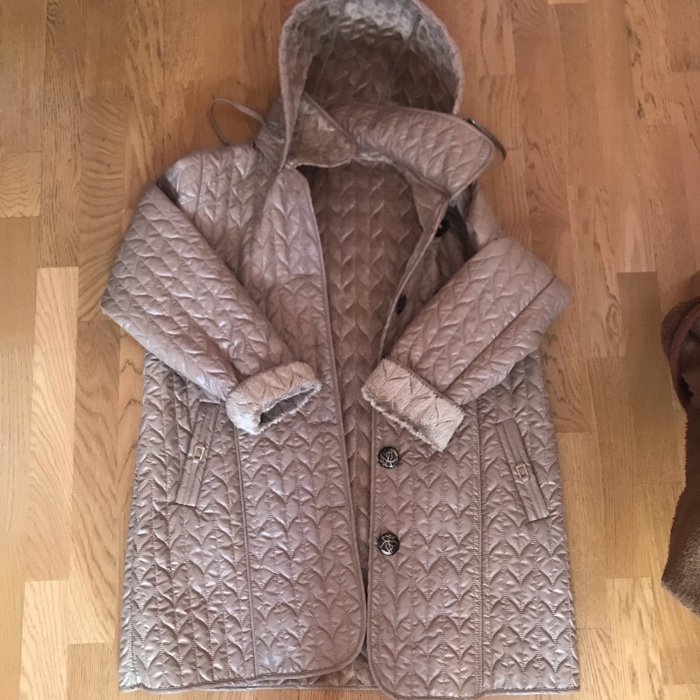 Beige jacket fits M/L